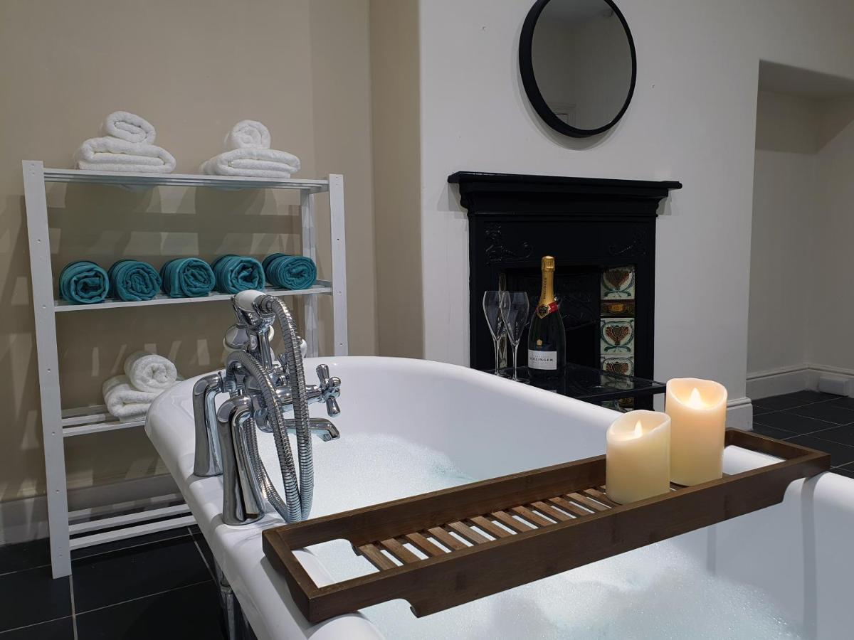 Villa Coastal Escape In The Heart Of Saltburn Exterior foto